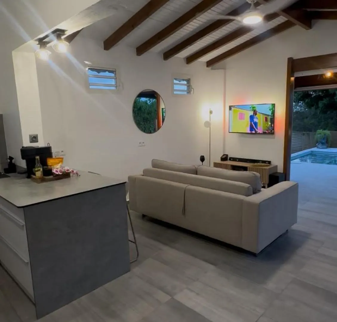 Mk Lodges - Villa Privee Et Discrete Piscine Coucher De Soleil 圣弗朗索瓦